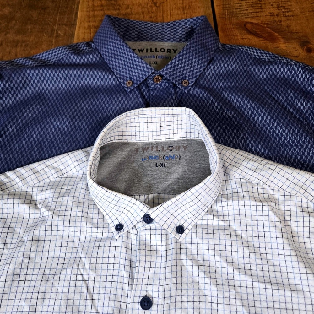 Twillory Untuckable Mens L-XL Performance Button Down Shirts Lot of 2 Blue White